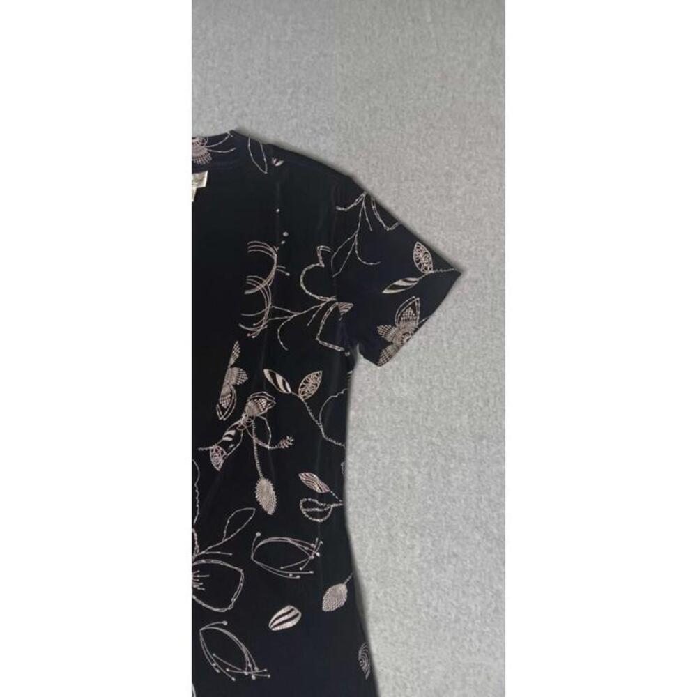 Coldwater Creek Short Sleeve Blouse Womens Size Small Black White Line Flower... - Picture 4 of 11
